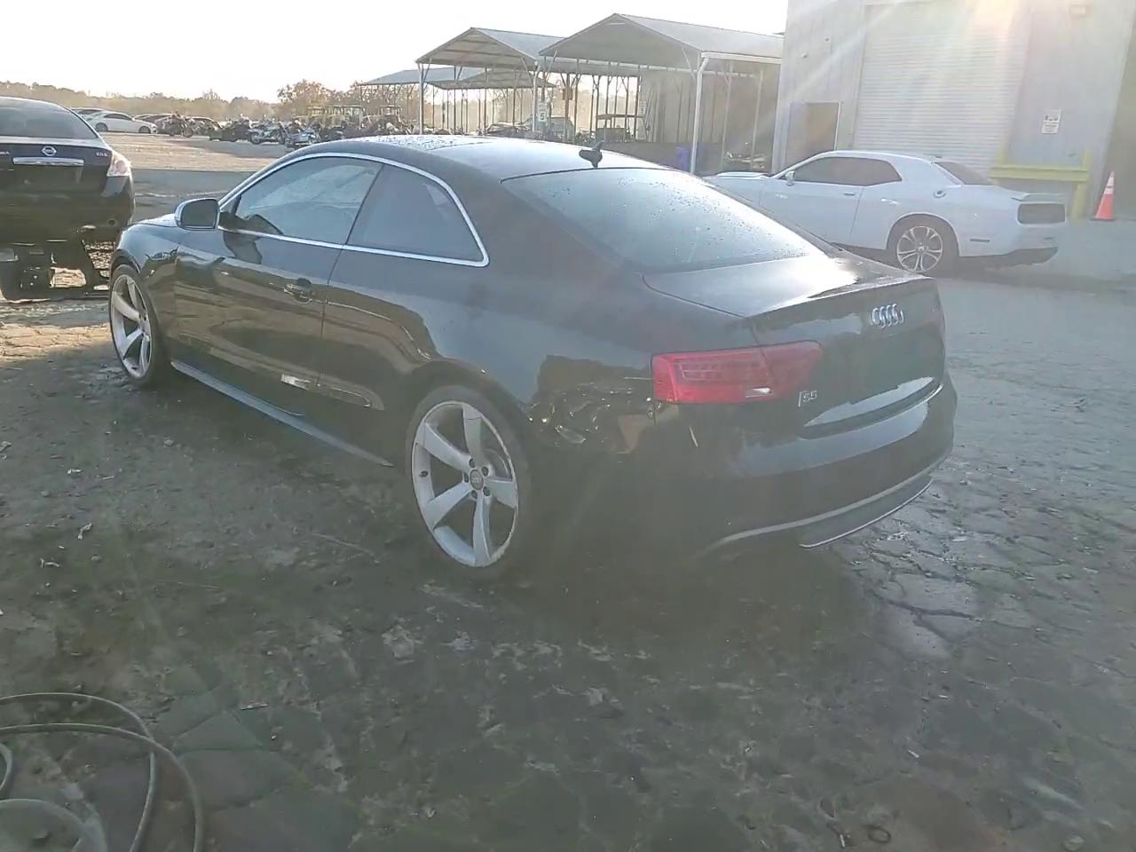 Фото: WAUCGAFR2EA028613