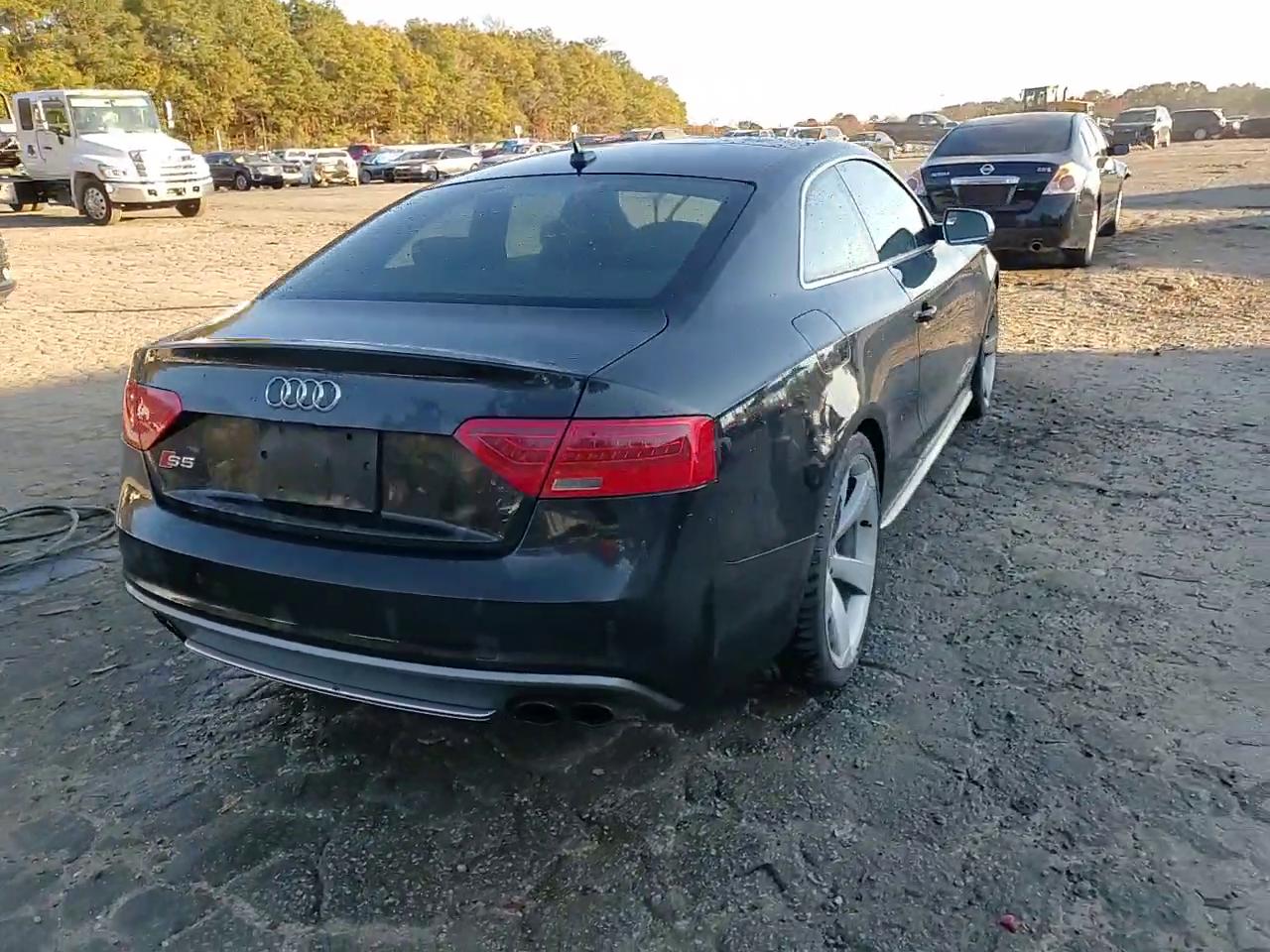 Фото: WAUCGAFR2EA028613