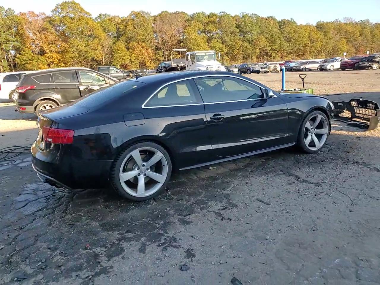 Фото: WAUCGAFR2EA028613