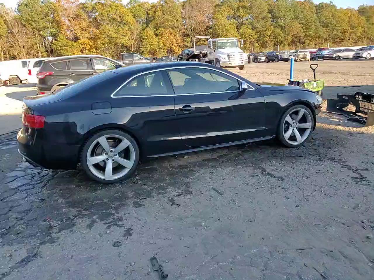 Фото: WAUCGAFR2EA028613