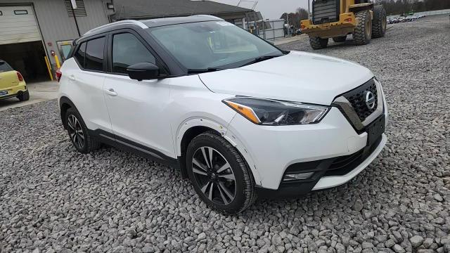 2020 Nissan Kicks Sr VIN: 3N1CP5DV5LL563115 Lot: 92790405