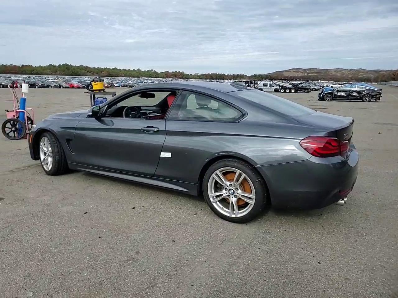 Фото: WBA4W5C09LFH33173