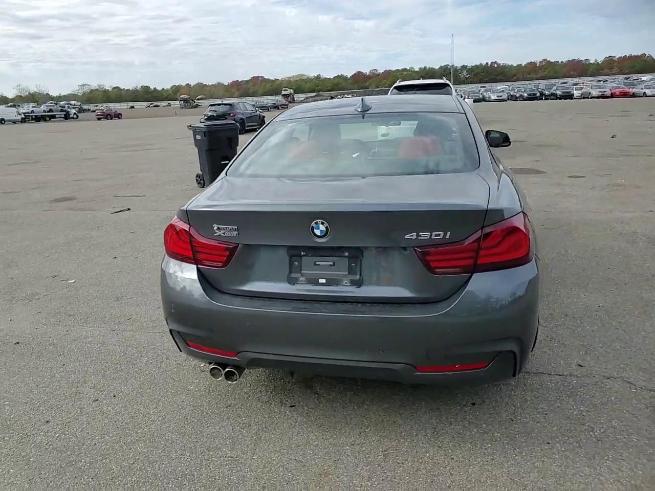 Фото: WBA4W5C09LFH33173