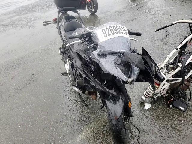 2024 Kawasaki Ex650 R VIN: ML5EXER10RDAD4545 Lot: 92690515