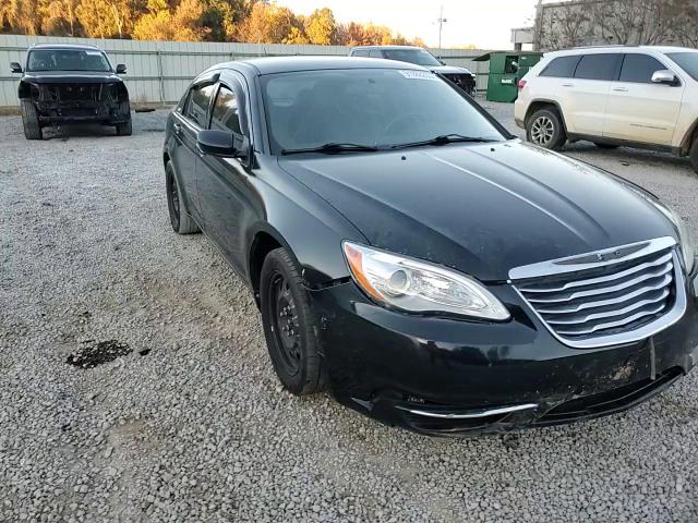 2011 Chrysler 200 Lx VIN: 1C3BC4FB0BN576634 Lot: 91988235