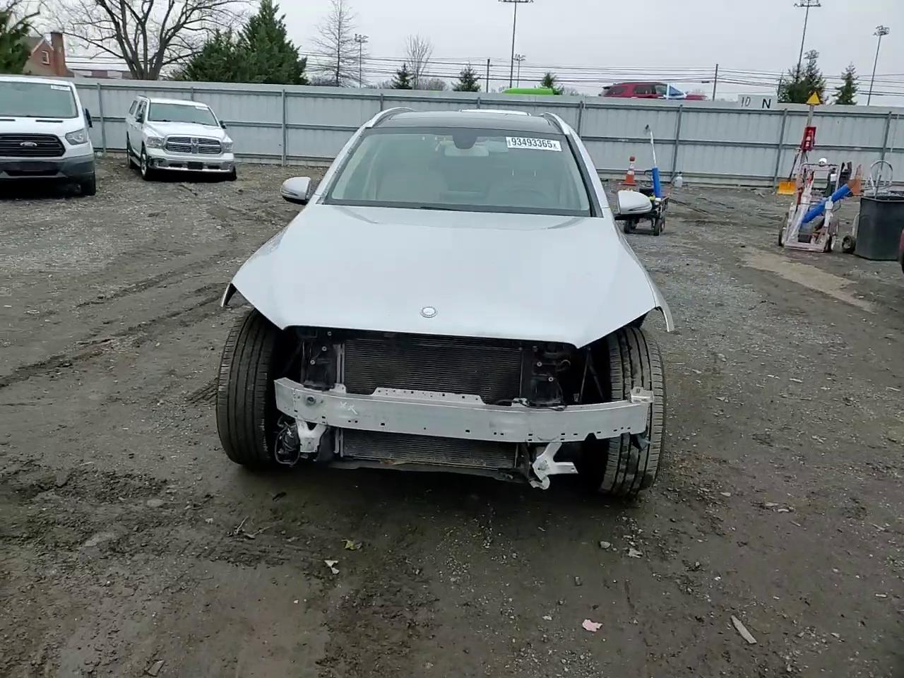 Фото: WDC0G4KBXGF089420