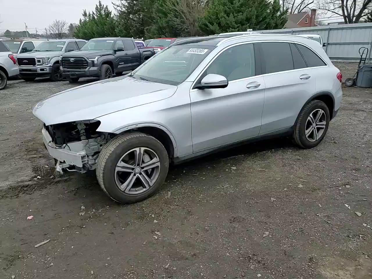 Фото: WDC0G4KBXGF089420