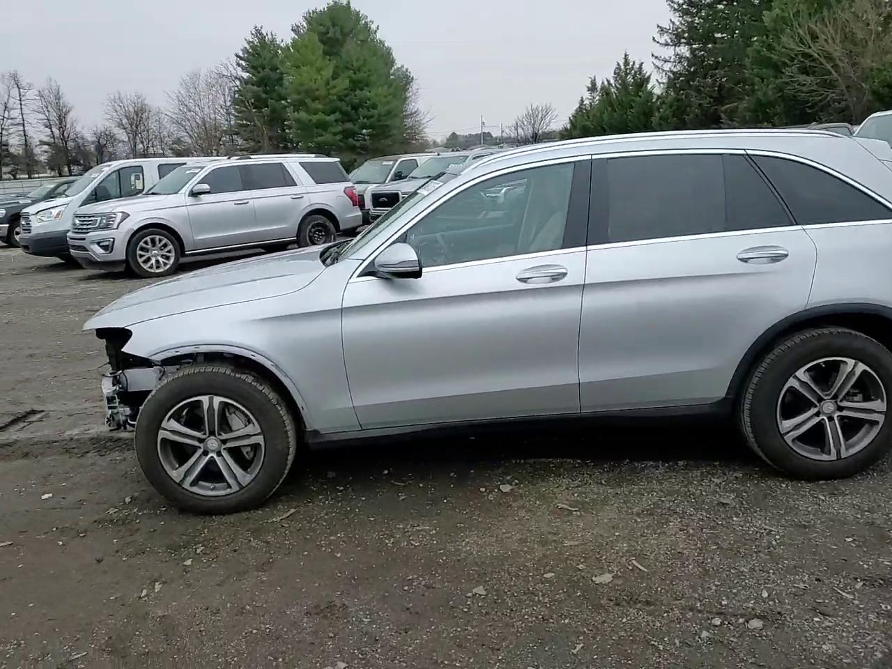 Фото: WDC0G4KBXGF089420