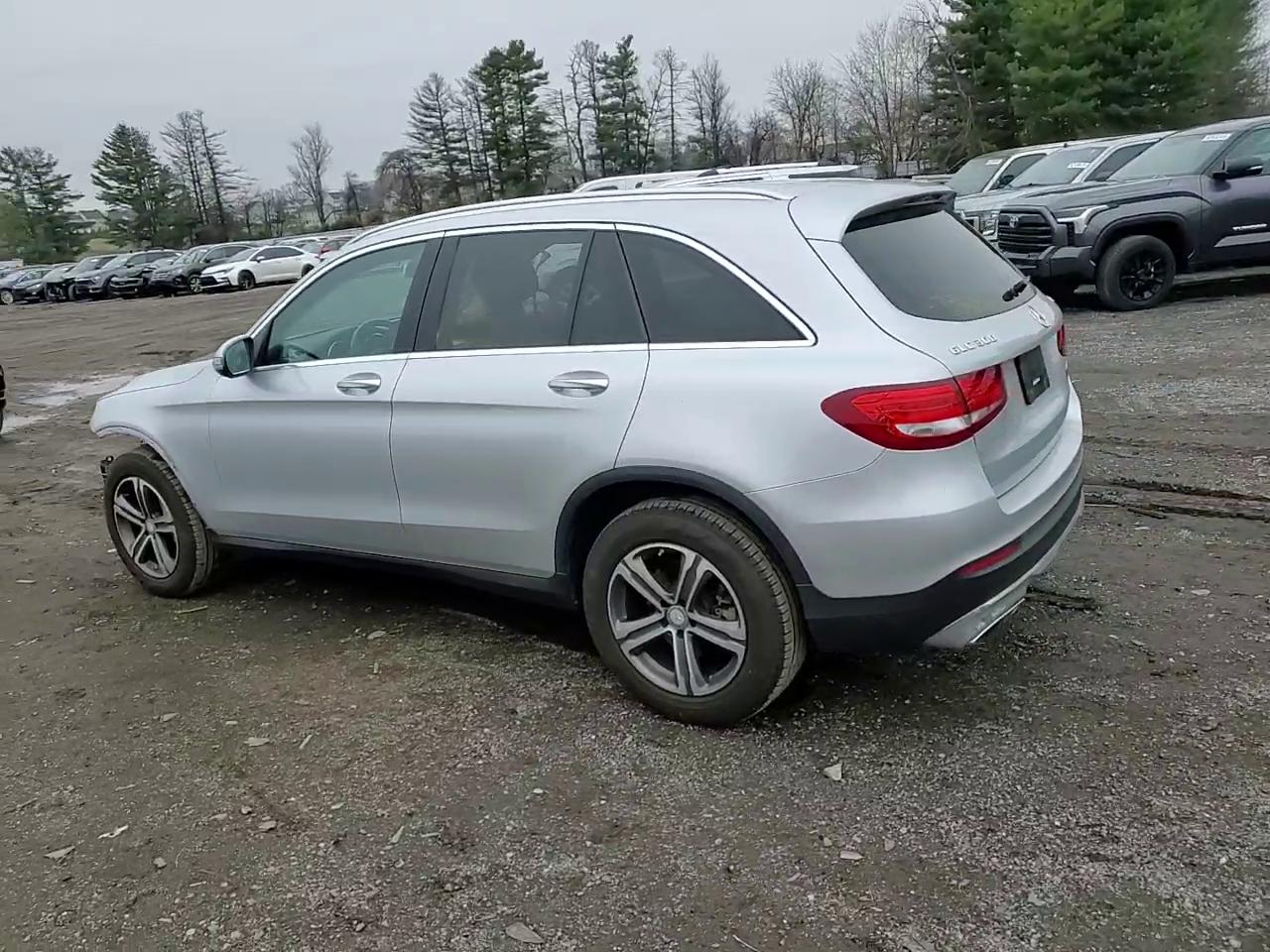 Фото: WDC0G4KBXGF089420