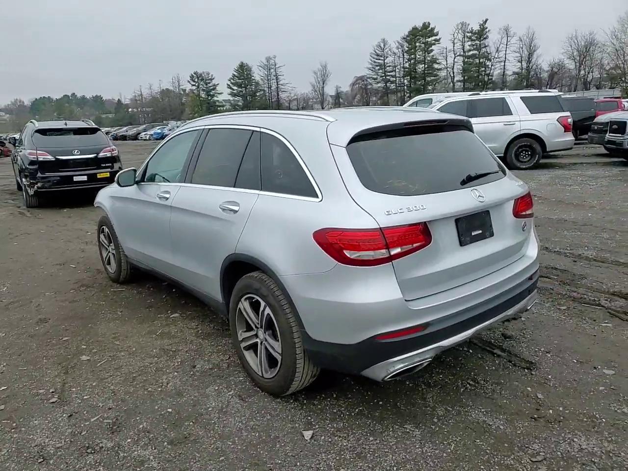 Фото: WDC0G4KBXGF089420