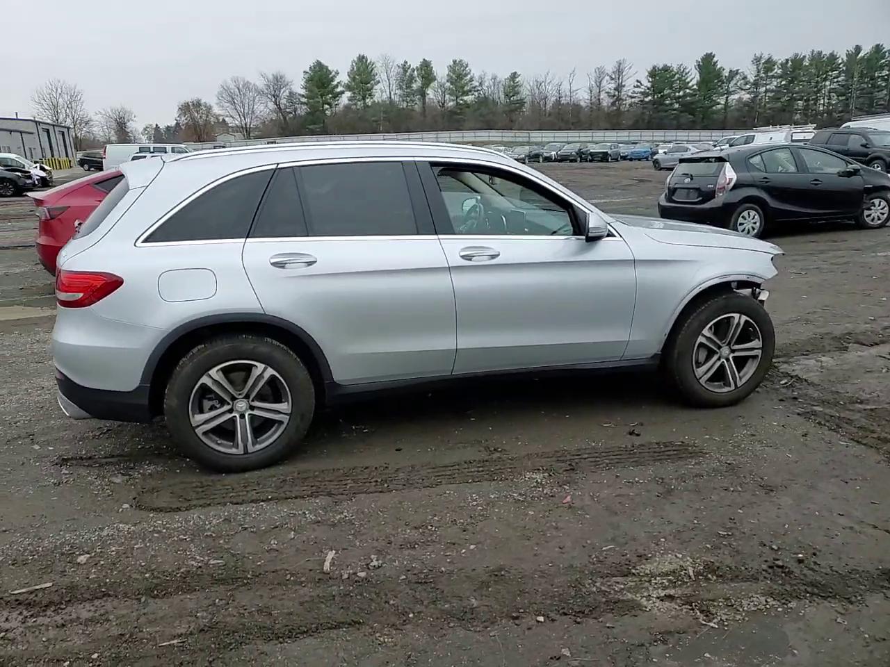 Фото: WDC0G4KBXGF089420