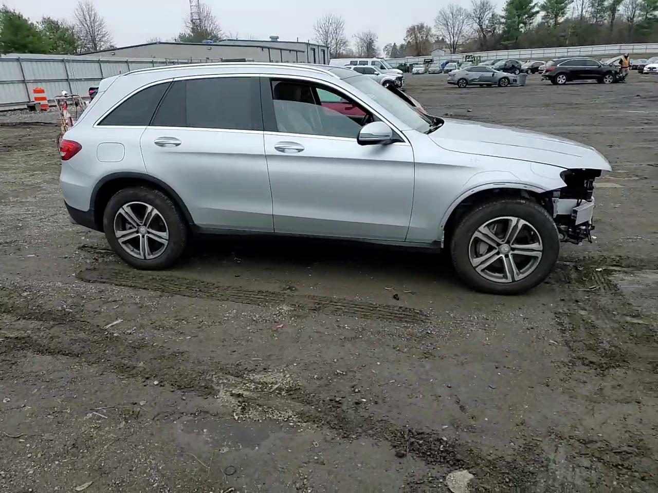 Фото: WDC0G4KBXGF089420