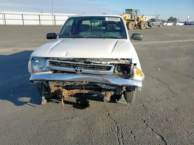 1999 Toyota Tacoma Xtracab VIN: 4TAVL52N6XZ507330 Lot: 93492095