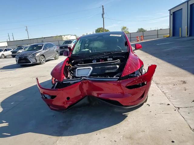 2026 Tesla Model Y VIN: 7SAYGDEEXTA495923 Lot: 93447245