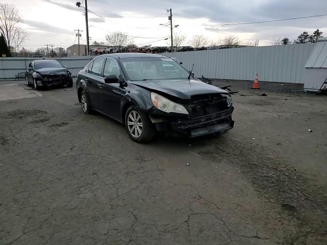 2010 Subaru Legacy 2.5I Premium VIN: 4S3BMBC60A3219131 Lot: 92471305