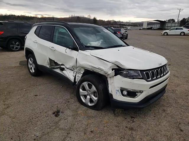 2018 Jeep Compass Latitude VIN: 3C4NJDBB8JT349727 Lot: 93595025