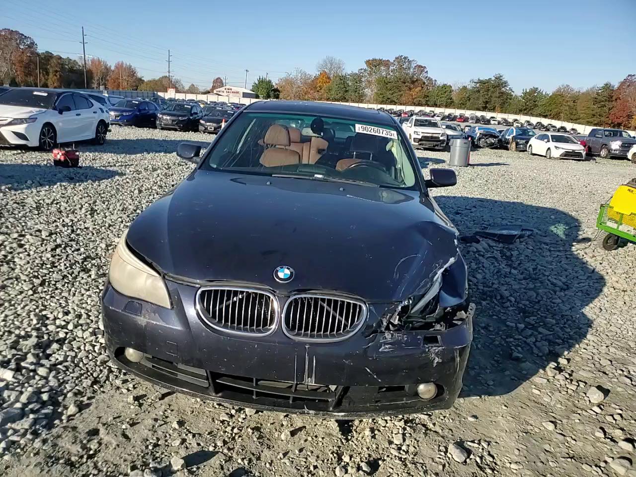 Фото: WBANE73557CM54161