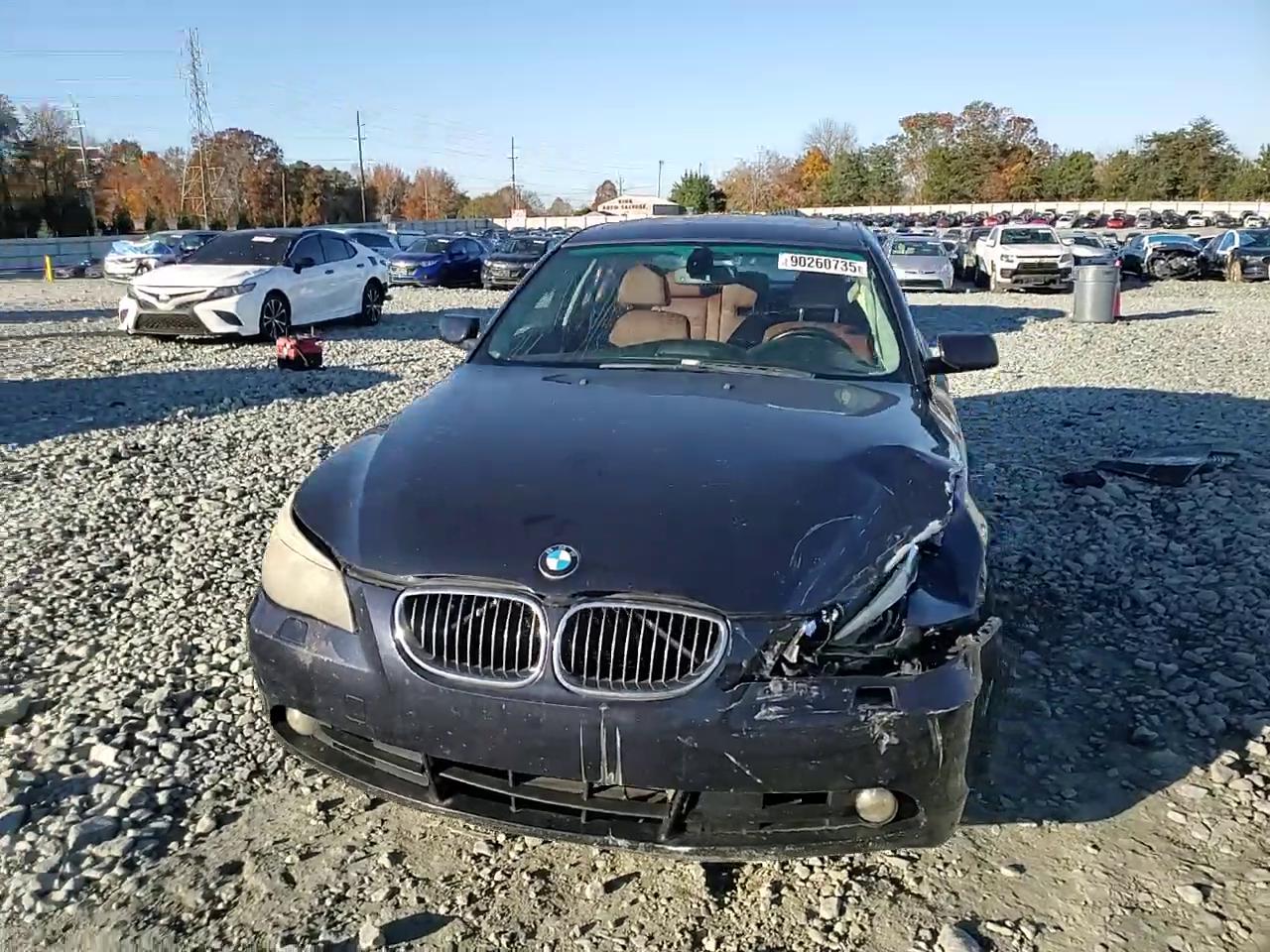 Фото: WBANE73557CM54161