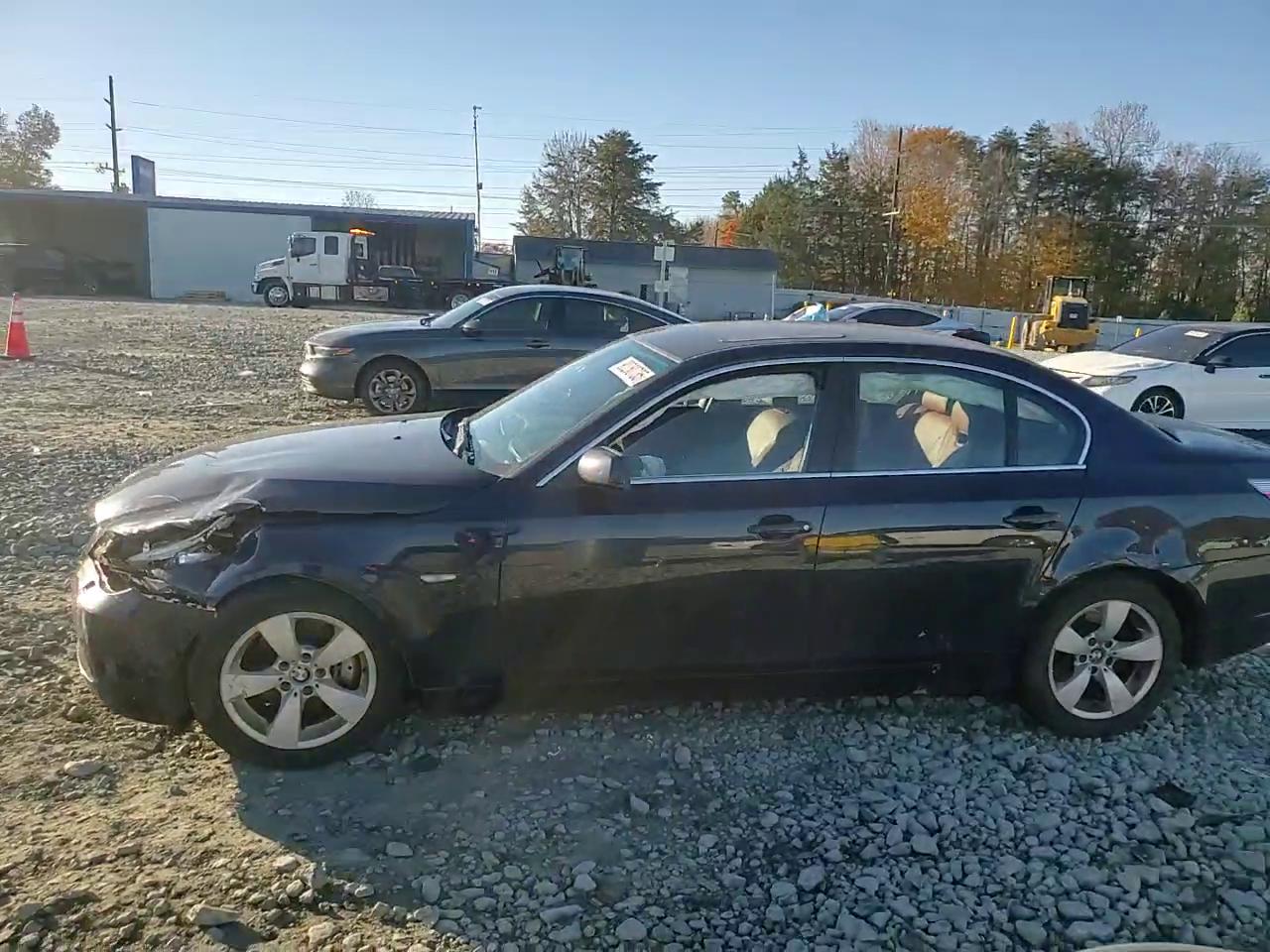 Фото: WBANE73557CM54161