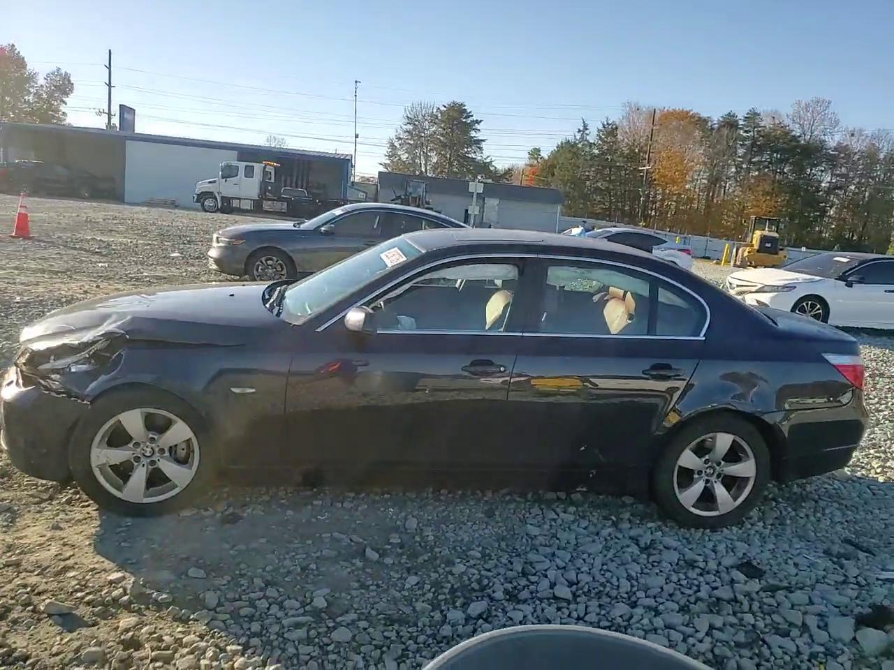 Фото: WBANE73557CM54161