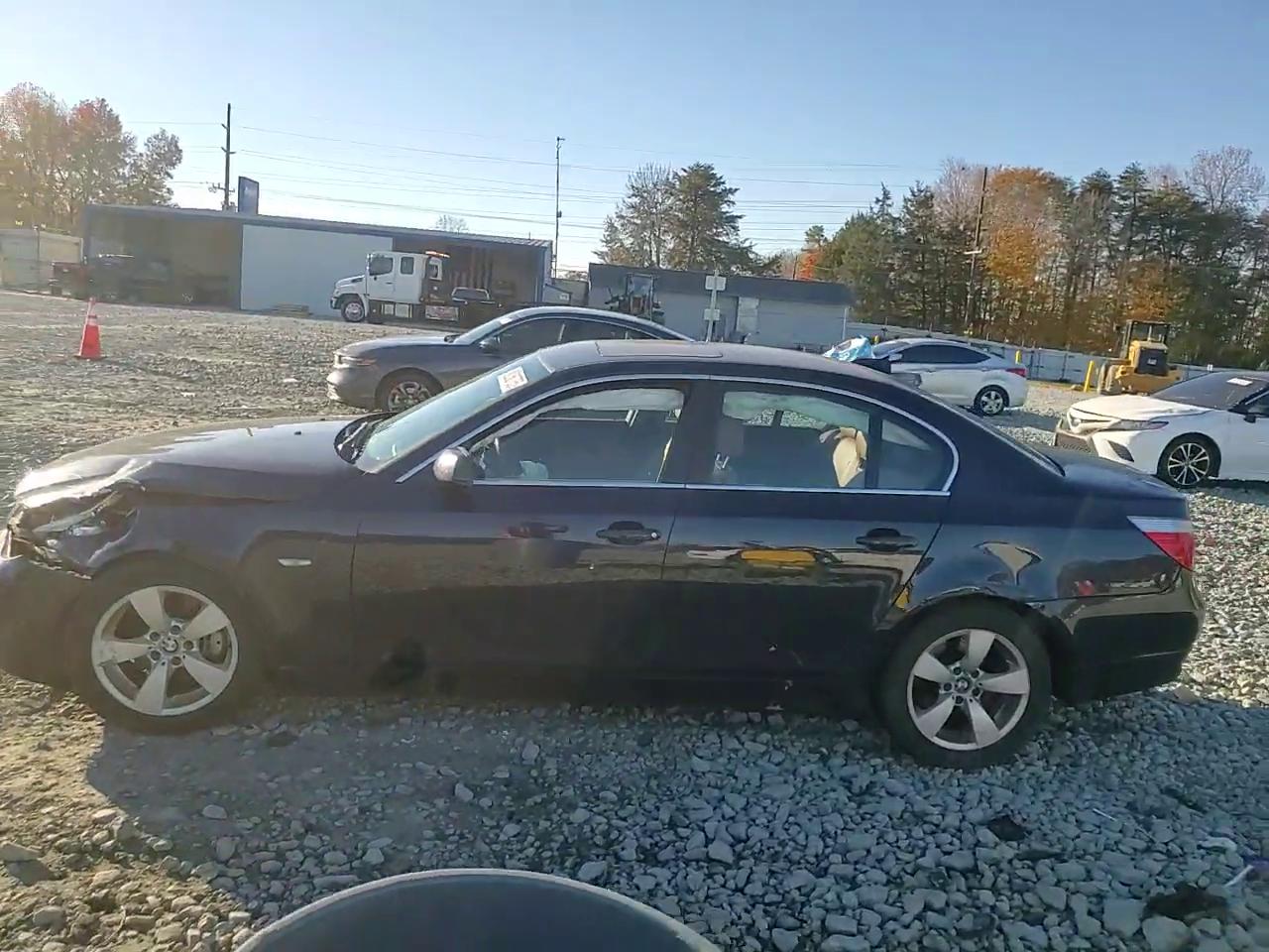 Фото: WBANE73557CM54161