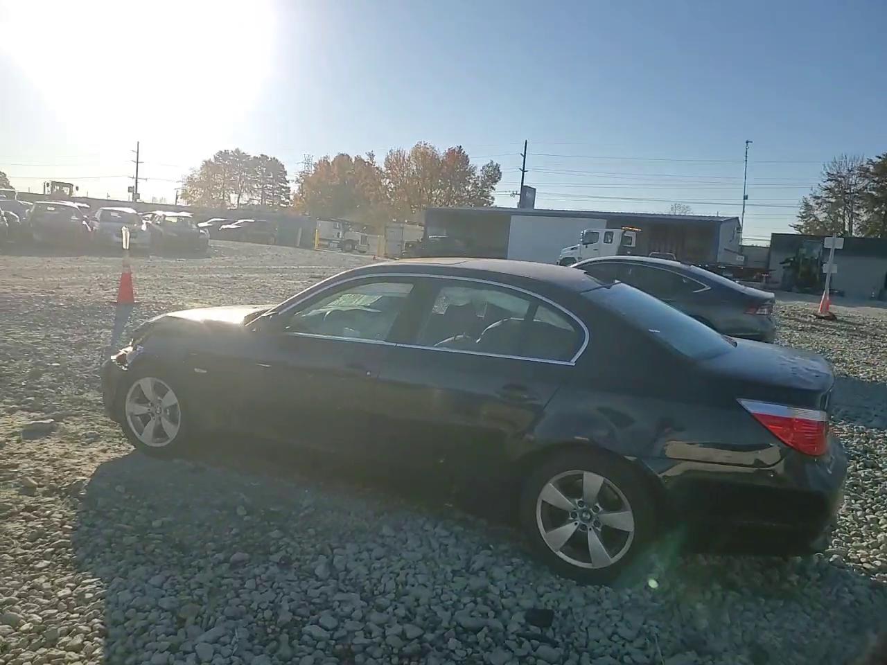 Фото: WBANE73557CM54161