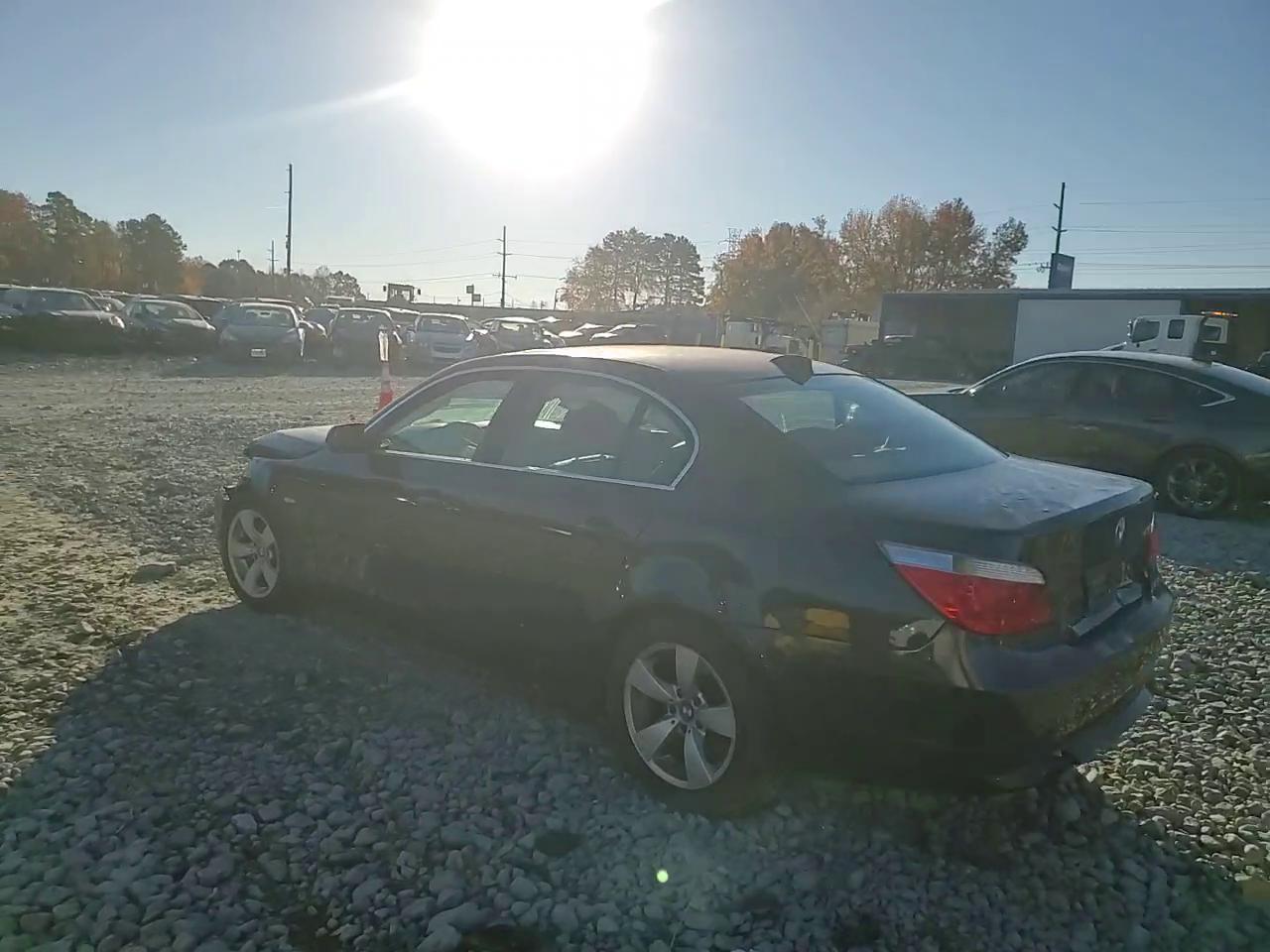 Фото: WBANE73557CM54161