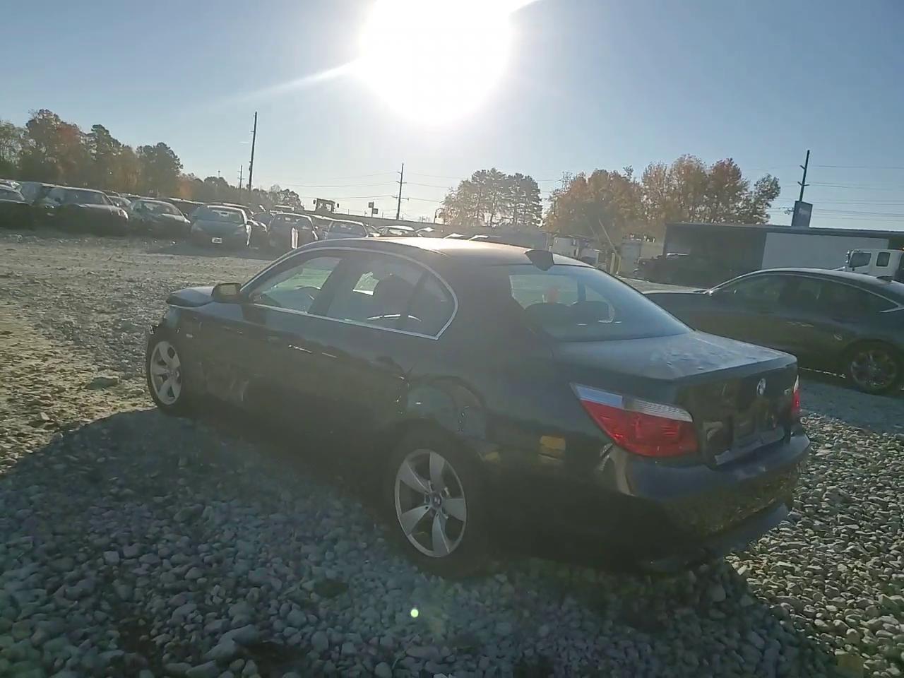 Фото: WBANE73557CM54161