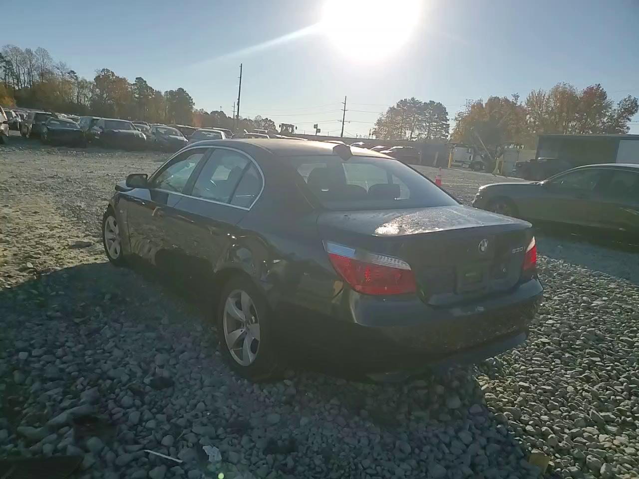 Фото: WBANE73557CM54161