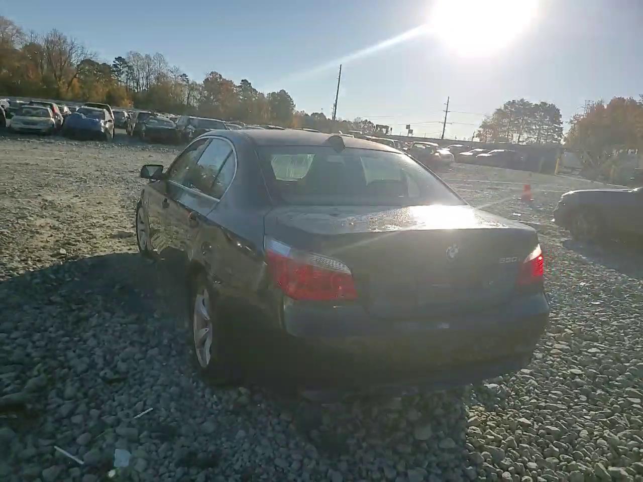 Фото: WBANE73557CM54161