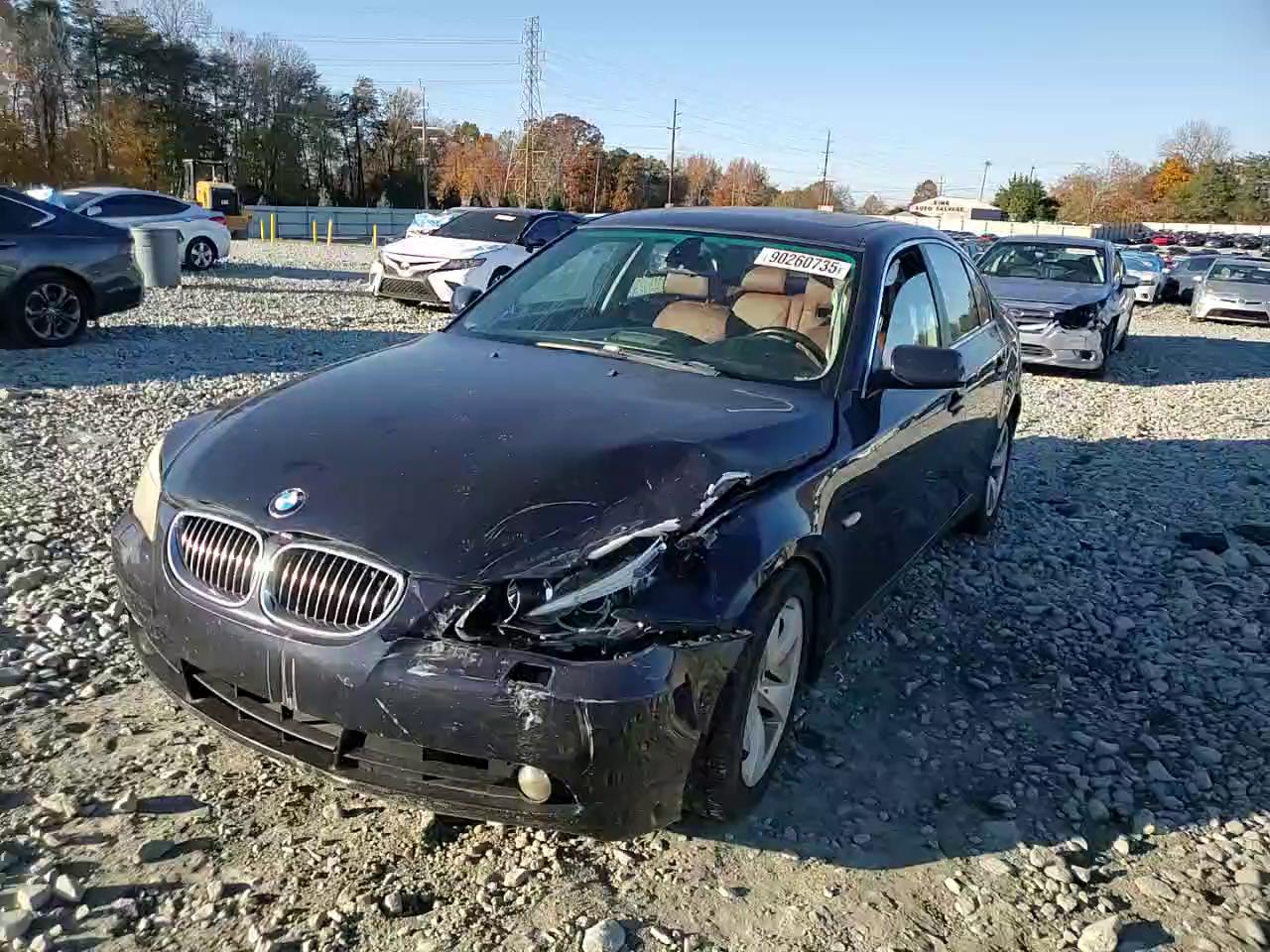 Фото: WBANE73557CM54161