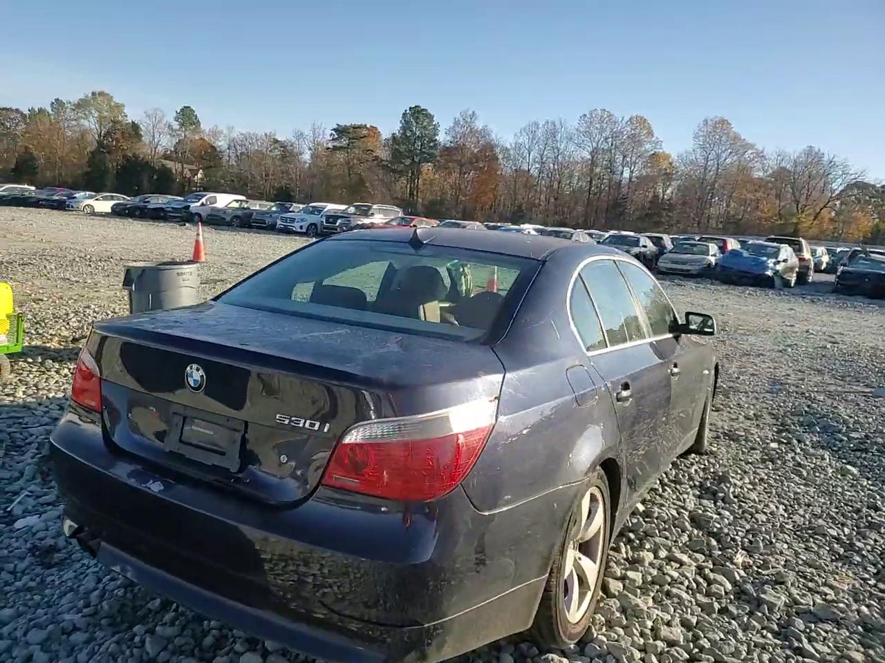 Фото: WBANE73557CM54161