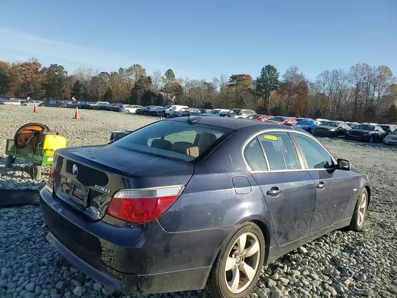 Фото: WBANE73557CM54161