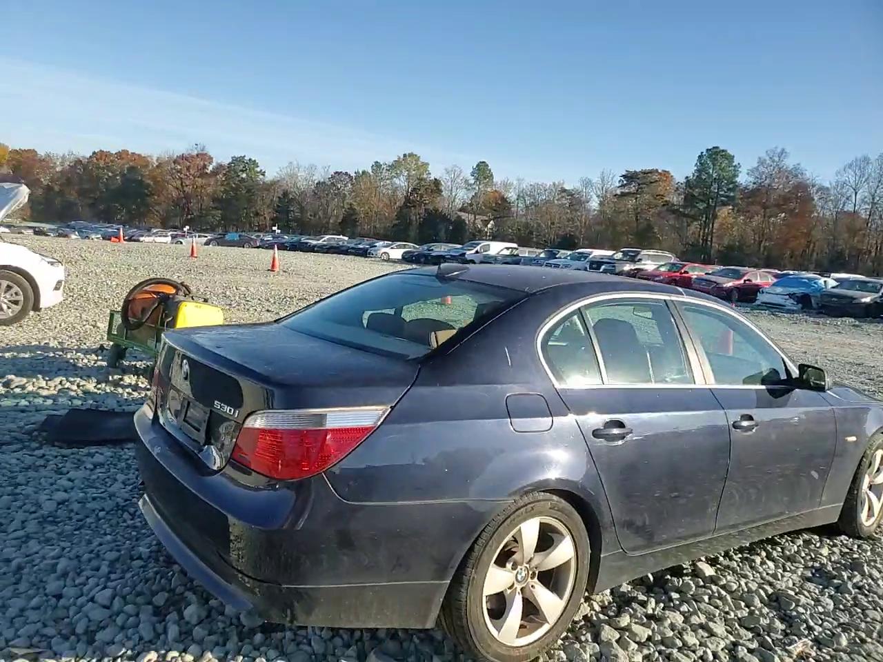 Фото: WBANE73557CM54161