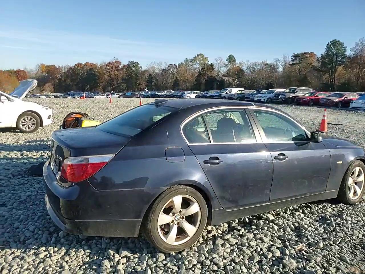 Фото: WBANE73557CM54161