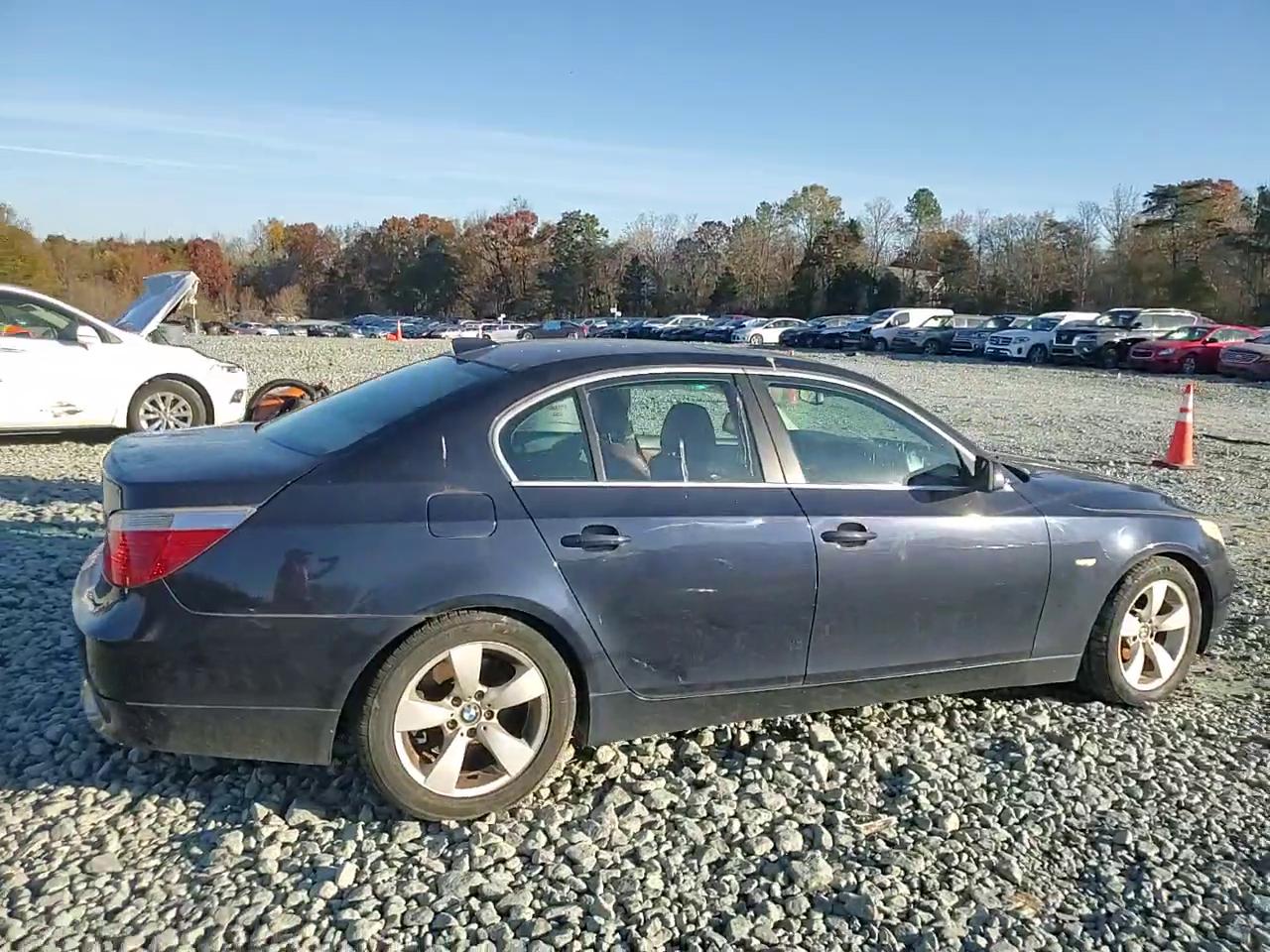 Фото: WBANE73557CM54161