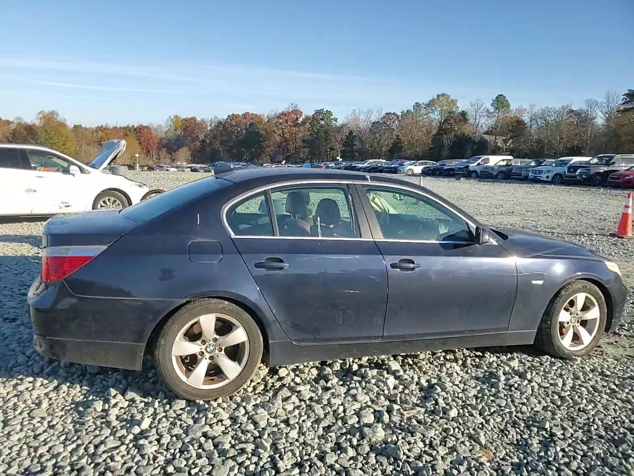 Фото: WBANE73557CM54161