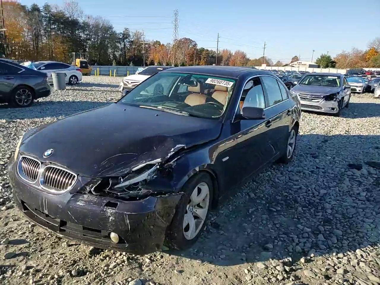 Фото: WBANE73557CM54161