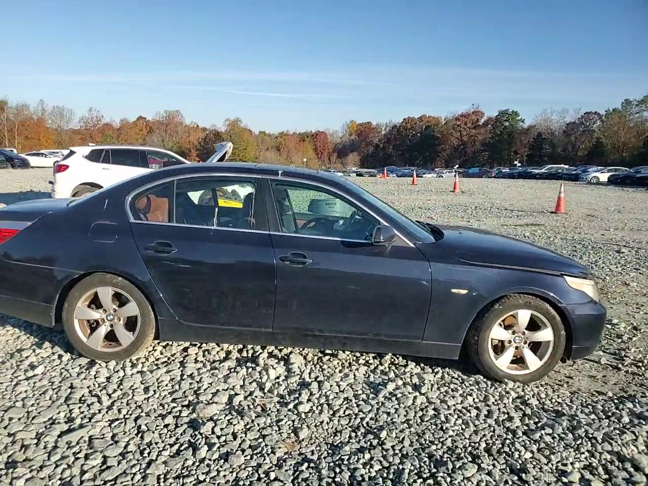 Фото: WBANE73557CM54161