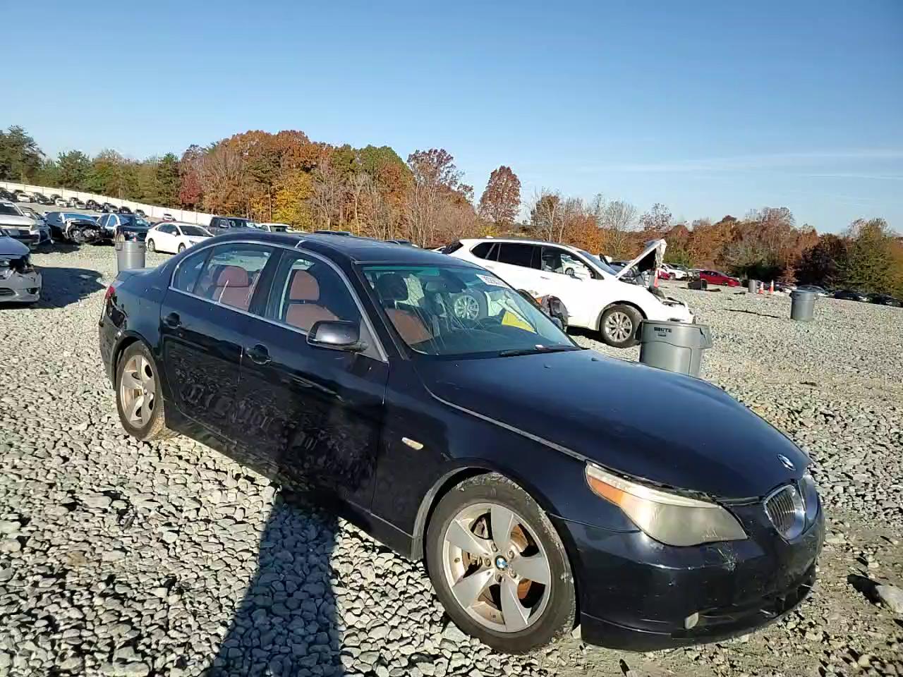 Фото: WBANE73557CM54161