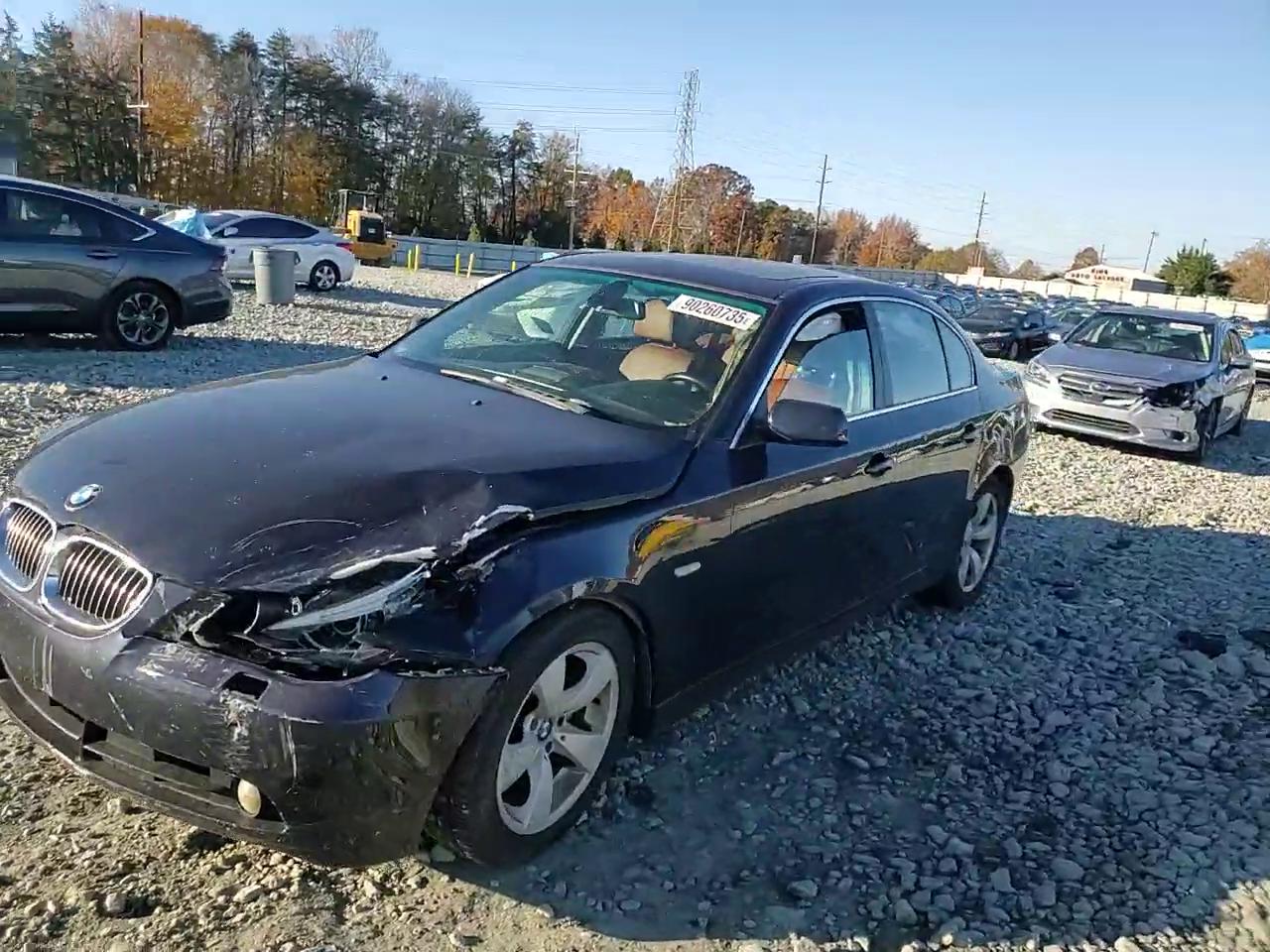 Фото: WBANE73557CM54161