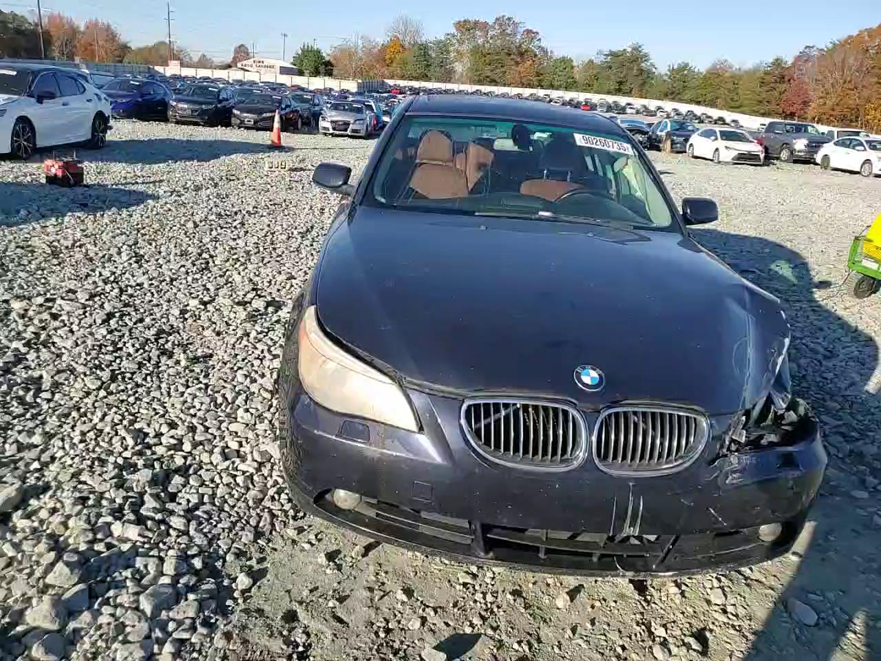 Фото: WBANE73557CM54161