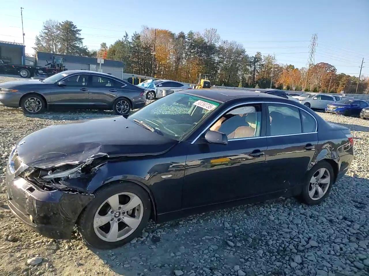 Фото: WBANE73557CM54161