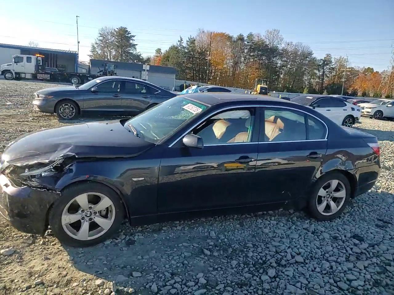 Фото: WBANE73557CM54161