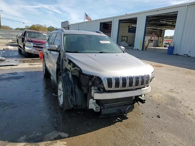 2020 Jeep Cherokee Latitude VIN: 1C4PJLCB4LD556089 Lot: 92940095
