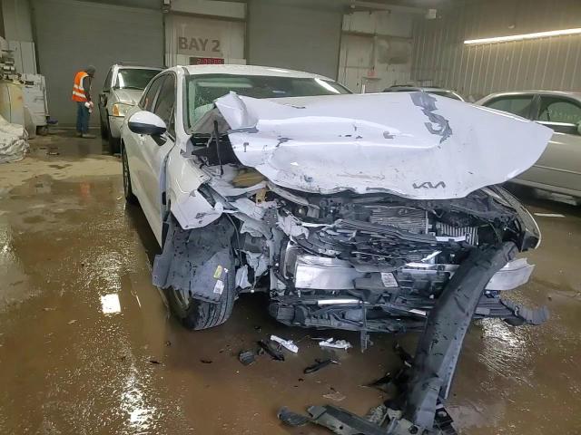 2022 Kia K5 Lxs VIN: 5XXG14J23NG106080 Lot: 92932035