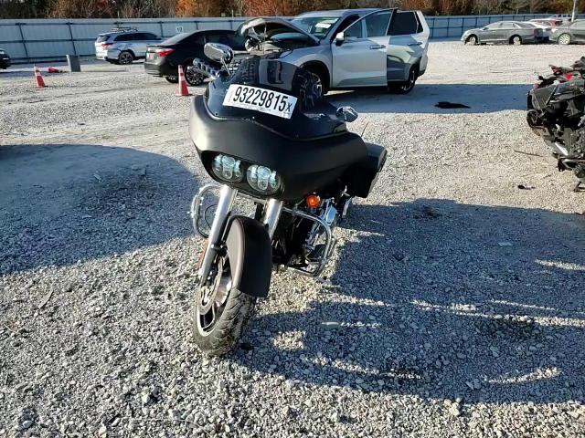 2013 Harley-Davidson Fltrx Road Glide Custom VIN: 1HD1KHM16DB672654 Lot: 93229815