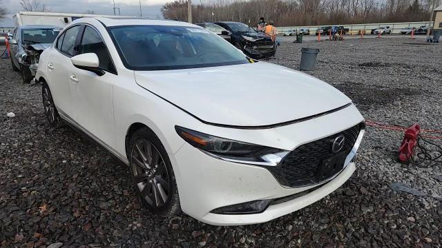 2019 Mazda 3 Premium VIN: JM1BPBEM6K1131541 Lot: 93911355
