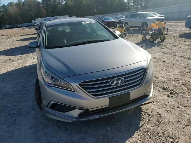 2017 Hyundai Sonata Se VIN: 5NPE24AF1HH586586 Lot: 91975565