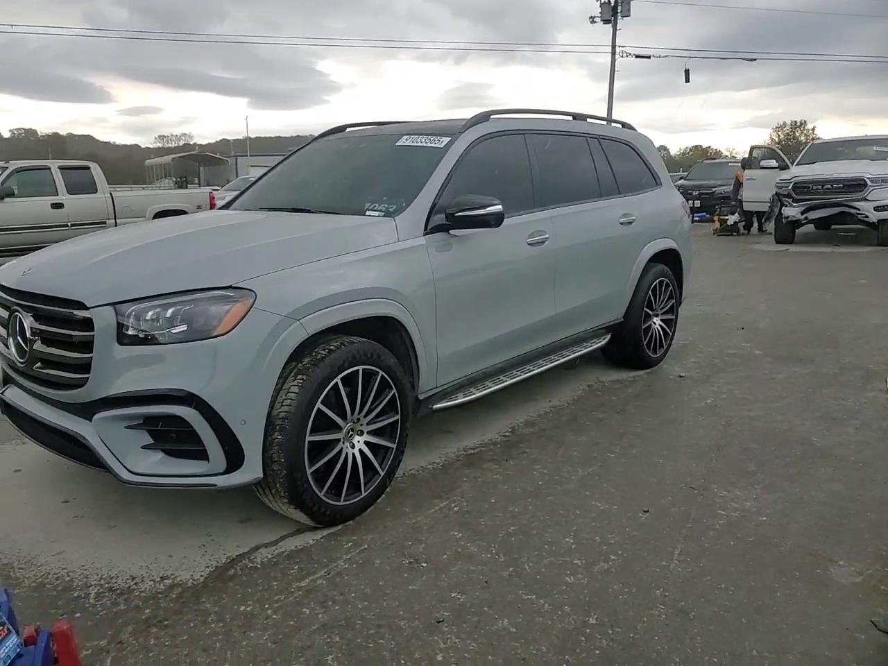 Фото: 4JGFF8FE3RB140003